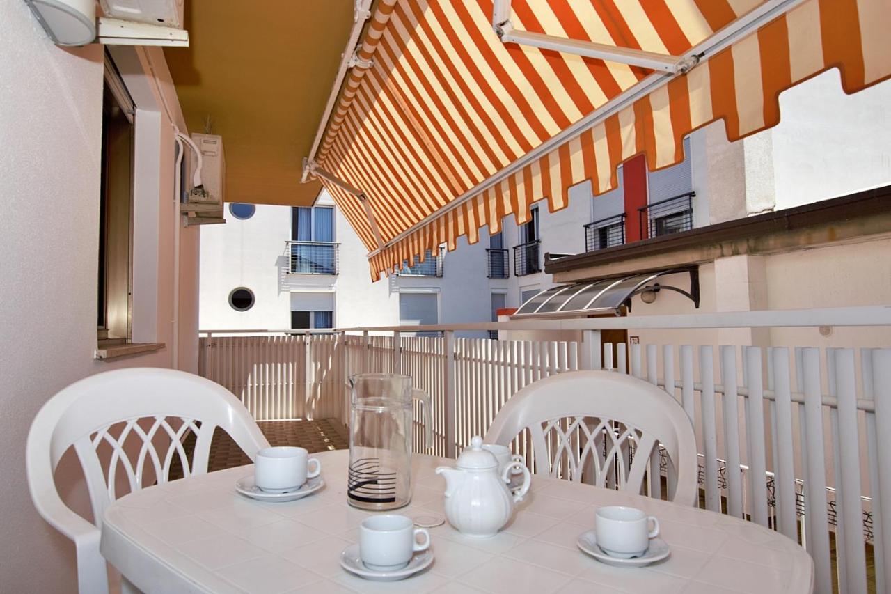 Residenza Canova Lignano Sabbiadoro Ngoại thất bức ảnh