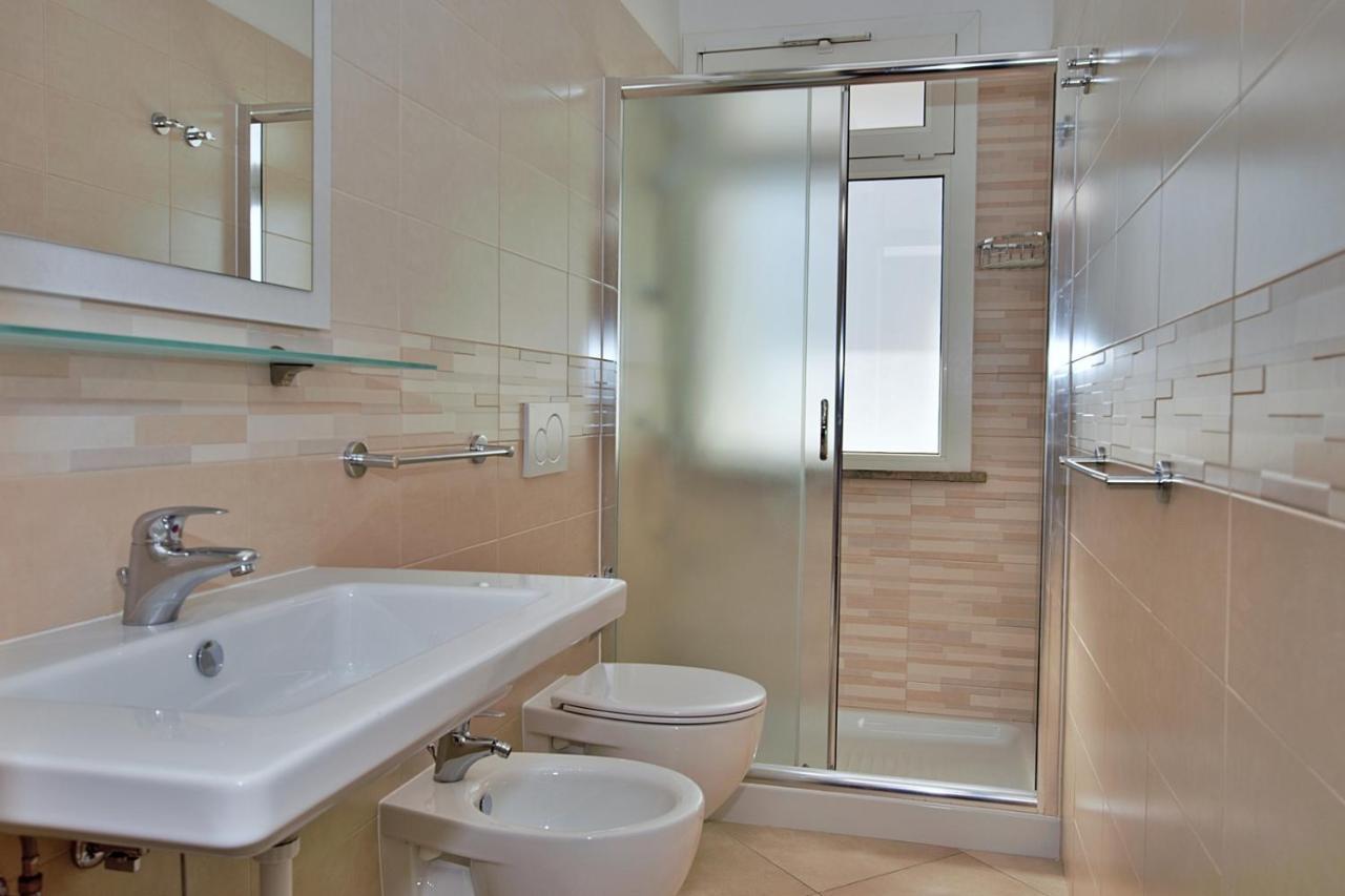 Residenza Canova Lignano Sabbiadoro Ngoại thất bức ảnh