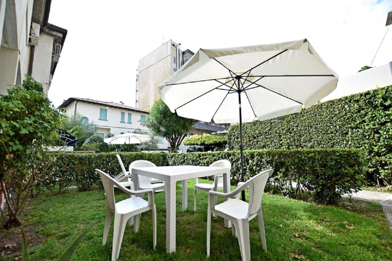 Residenza Canova Lignano Sabbiadoro Ngoại thất bức ảnh