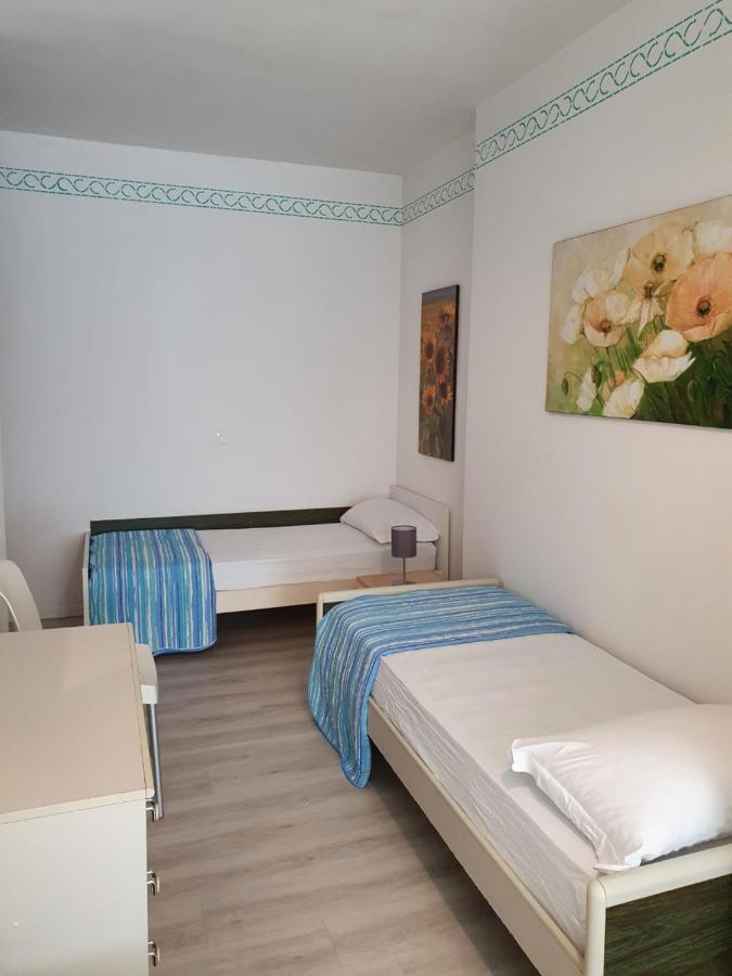 Residenza Canova Lignano Sabbiadoro Ngoại thất bức ảnh