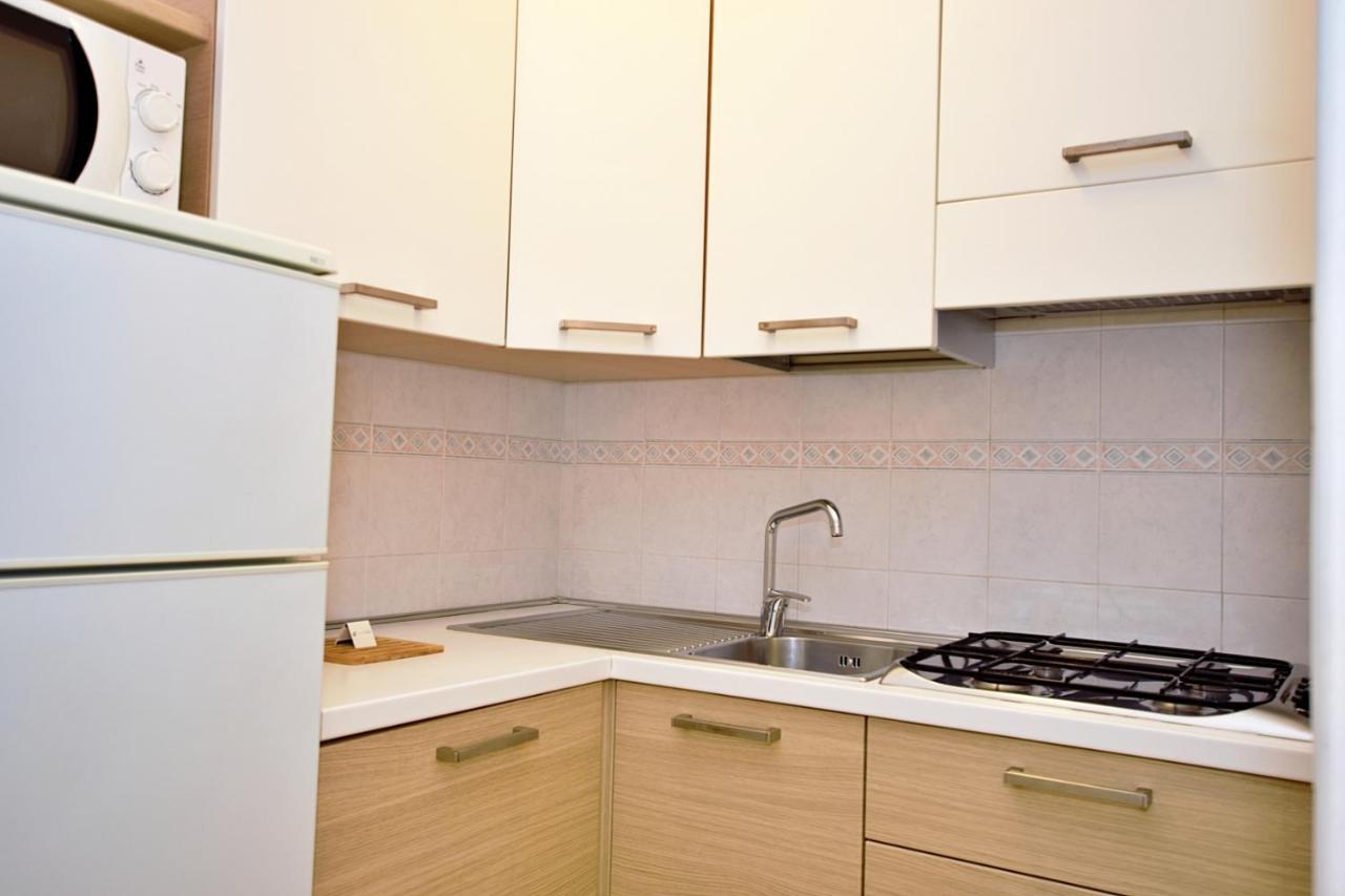 Residenza Canova Lignano Sabbiadoro Ngoại thất bức ảnh